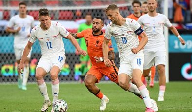 Hollanda – Çekya: 0-2