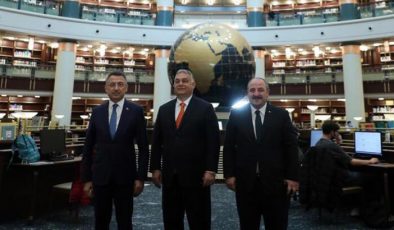 Macaristan Başbakanı Orban, Millet Kütüphanesini ziyaret etti
